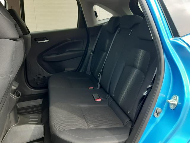 ノート Ｘ　純正９型ディスプレイ　ワイヤレス充電　禁煙車　デジタルインナーミラー　アラウンドビューモニター　ＥＴＣ２．０　インテリキー２個　シート／ステアリングヒーター　ブラインドスポットモニター　前後ソナー（15枚目）