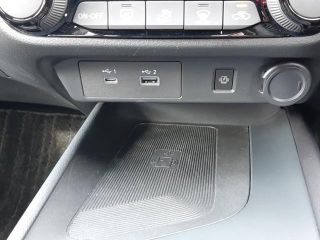 ノート Ｘ　ワンオーナー　純正９型ディスプレイナビ　禁煙車　レザーシート　インテリミラー　アラウンドビュー　ＥＴＣ２．０　ワイヤレス充電　純正ドラレコ　ＬＥＤオートライト　アップルカープレイ　アンドロイドオート（36枚目）