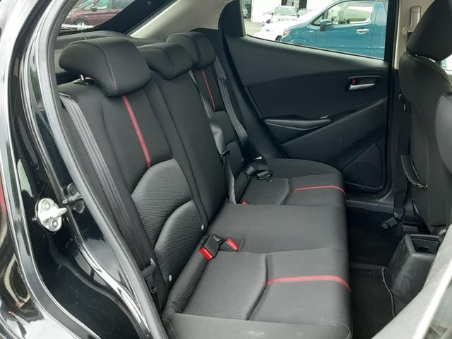 デミオ ＸＤツーリング　純正ルーフスポイラー　禁煙車　マツダコネクト７型ディスプレイ　クルーズコントロール　ビルトインＥＴＣ　ＭＴモード　パドルシフト　ＬＥＤオートライト　純正１６インチアルミ　走行４．０万Ｋｍ（14枚目）
