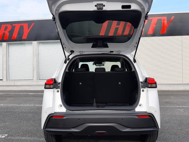 ノート Ｘ　純正９型ディスプレイ　禁煙車　インテリミラー　アラウンドビューモニター　純正ドラレコ　ＥＴＣ２．０　シートヒーター　ステアリングヒーター　ＬＥＤオートライト　前後ソナー　ＣａｒＰｌａｙ対応（17枚目）