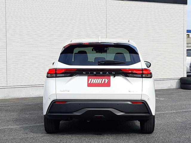 ノート Ｘ　純正９型ディスプレイ　禁煙車　インテリミラー　アラウンドビューモニター　純正ドラレコ　ＥＴＣ２．０　シートヒーター　ステアリングヒーター　ＬＥＤオートライト　前後ソナー　ＣａｒＰｌａｙ対応（24枚目）