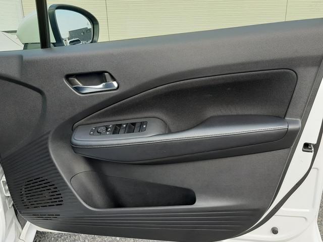 ノート Ｘ　純正９型ディスプレイ　禁煙車　インテリミラー　アラウンドビューモニター　純正ドラレコ　ＥＴＣ２．０　シートヒーター　ステアリングヒーター　ＬＥＤオートライト　前後ソナー　ＣａｒＰｌａｙ対応（41枚目）