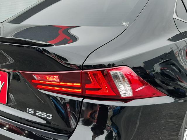ＩＳ ＩＳ２５０　Ｆスポーツ　トランクスポイラー　タナベダウンサス　純正ナビ　Ｂｌｕ－ｒａｙ再生　ヒーター付電動シート　クルコン　ＥＴＣ（ＤＳＲＣ）　ＫＥＮＷＯＯＤ前後ドラレコ　ＬＥＤオートライト　バックカメラ　純正減衰力調整（54枚目）