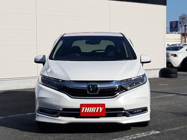 シャトル ハイブリッドX ホンダセンシング 無限アルミ ワンオーナー 禁煙車 純正8型ナビ バックモニター シートヒーター ビルトインETC LEDオートライト レーダークルコン パドルシフト デュアルエアコン フルセグ Bluetooth(19枚目)