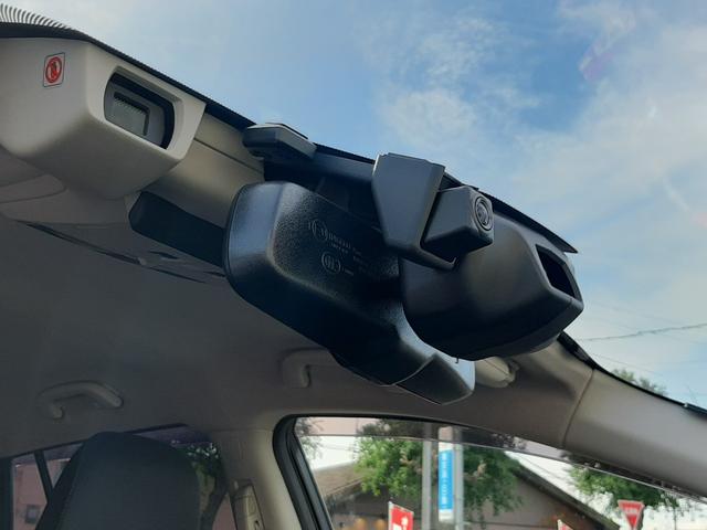 レヴォーグ １．６ＧＴアイサイト　スマートエディション　ワンオーナー　アイサイトセイフティプラス　禁煙車　ディーラーＯＰ８型ナビ　アイサイトシストモニター　ＥＴＣ２．０　ツーリングシスト　リアビークルディテクション　レーダークルーズ　スマートキー２個（5枚目）