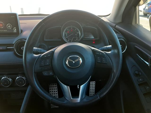 デミオ ＸＤツーリング　６速ＭＴ　ワンオーナー　Ｒスポイラー　純正ナビ　バックモニター　クルーズコントロール　ビルトインＥＴＣ　ＬＥＤ　アクティブドライビングディスプレイ　フォグランプ　純正アルミ（11枚目）