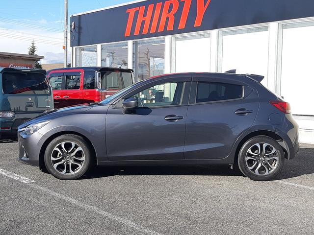 デミオ ＸＤツーリング　６速ＭＴ　ワンオーナー　Ｒスポイラー　純正ナビ　バックモニター　クルーズコントロール　ビルトインＥＴＣ　ＬＥＤ　アクティブドライビングディスプレイ　フォグランプ　純正アルミ（22枚目）