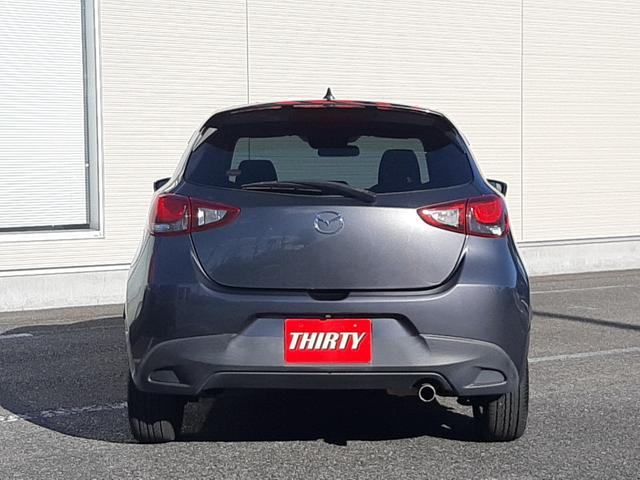 デミオ ＸＤツーリング　６速ＭＴ　ワンオーナー　Ｒスポイラー　純正ナビ　バックモニター　クルーズコントロール　ビルトインＥＴＣ　ＬＥＤ　アクティブドライビングディスプレイ　フォグランプ　純正アルミ（24枚目）