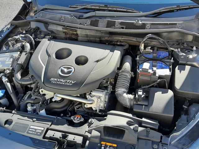 デミオ ＸＤツーリング　６速ＭＴ　ワンオーナー　Ｒスポイラー　純正ナビ　バックモニター　クルーズコントロール　ビルトインＥＴＣ　ＬＥＤ　アクティブドライビングディスプレイ　フォグランプ　純正アルミ（26枚目）