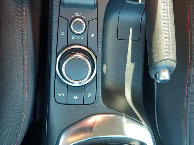 デミオ ＸＤツーリング　６速ＭＴ　ワンオーナー　Ｒスポイラー　純正ナビ　バックモニター　クルーズコントロール　ビルトインＥＴＣ　ＬＥＤ　アクティブドライビングディスプレイ　フォグランプ　純正アルミ（30枚目）