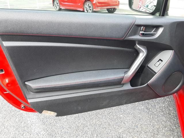 BRZ S 6速MT リアスポイラー CUSCOタワーバー 純正リヤアンダーディフューザー OHLINS車高調 HIDオートライト LEDアクセ KENWOODオーディオ デュアルエアコン ETC 車検R9/4(39枚目)