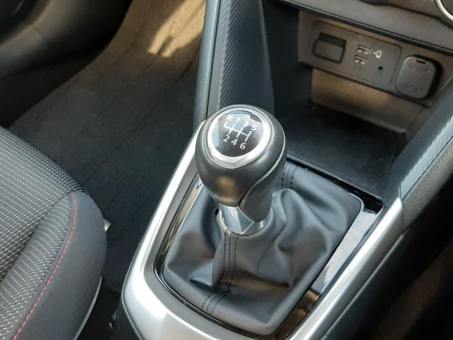 MAZDA2 15S ブラックトーンエディション 6速MT ワンオーナー 特別仕様車 禁煙 スマートブレーキサポート レーダークルーズ 専用黒メタリック16AW ETC BSM レーンキープ リアソナー LEDオートライト CarPlay対応(29枚目)