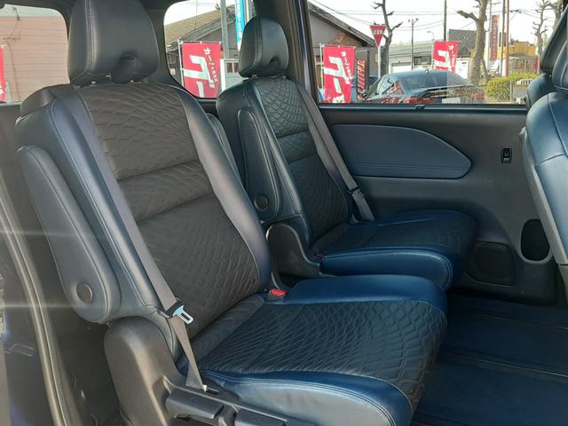 セレナ e-パワー オーテック セーフティパッケージ セーフティパッケージ 純正10型ナビ アラウンドビュー 両側電動スライド スマートルームミラー ビルトインETC LEDオートライト シートヒーター ステアリングヒーター 純正ドライブレコーダー(14枚目)