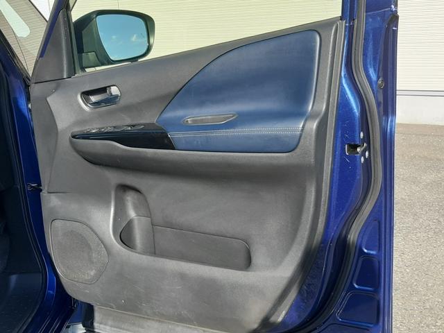 セレナ e-パワー オーテック セーフティパッケージ セーフティパッケージ 純正10型ナビ アラウンドビュー 両側電動スライド スマートルームミラー ビルトインETC LEDオートライト シートヒーター ステアリングヒーター 純正ドライブレコーダー(44枚目)