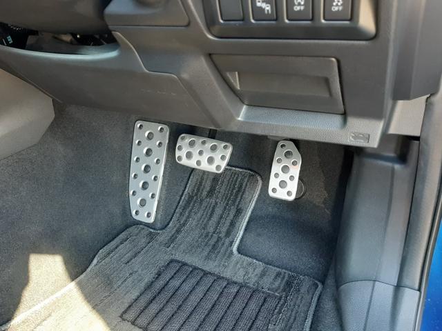 インプレッサスポーツ STIスポーツ STiフルエアロ 純正8インチナビ 禁煙車 アイサイトVer.3 セーフティープラス F/S/Rカメラ ETC2.0 レーダークルーズ ハンドル支援 SIドライブ nanoe付エアコン リアソナー(44枚目)