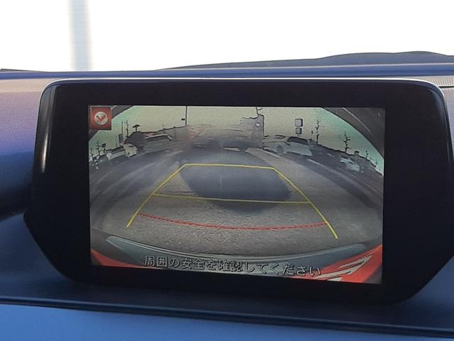 ■　装備３　■　バックカメラ：苦手な駐車もこれがあれば安心！