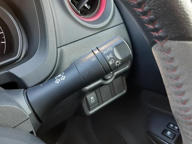 ノート ニスモ　Ｓ　ワンオーナー　ＲＥＣＡＲＯシート　５速ＭＴ　禁煙　純正ナビ　ナビ連動ドラレコ　ＮＩＳＭＯシフトノブ　Ｂｌｕ－ｒａｙ再生　ＥＴＣ２．０　ＬＥＤオートライト　フロントデイライト　リアフォグ　純正１７アルミ（34枚目）