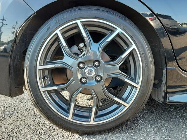 ノート ニスモ　Ｓ　ワンオーナー　ＲＥＣＡＲＯシート　５速ＭＴ　禁煙　純正ナビ　ナビ連動ドラレコ　ＮＩＳＭＯシフトノブ　Ｂｌｕ－ｒａｙ再生　ＥＴＣ２．０　ＬＥＤオートライト　フロントデイライト　リアフォグ　純正１７アルミ（64枚目）