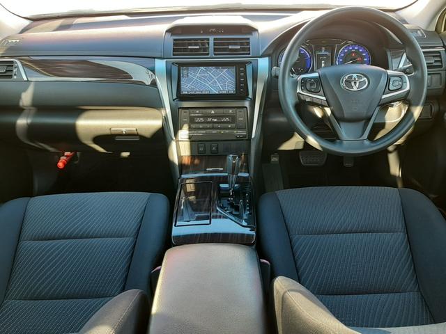 カムリ ハイブリッド　後期レクサスフェイスチェンジ　Ｚ．Ｓ．Ｓ．車高調　ＧＲヤリス用１８ＡＷ　ルーフグロスブラック塗装　禁煙車　純正ナビ　ｎａｎｏｅ付エアコン　ＥＴＣ　スマートキー２個　ＬＥＤオートライト　走行２．８万Ｋｍ（10枚目）