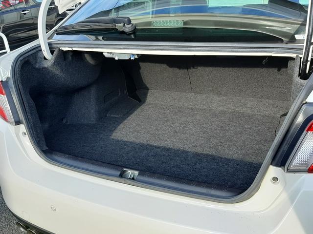 ＷＲＸ Ｓ４ ２．０ＧＴ－Ｓアイサイト　大型リアウイング　純正ＯＰナビ　アドヴァンスドセイフティパッケージ　アイサイトアシストモニター　禁煙車　ハーフレザーパワーシート　ＥＴＣ　サイド／バックカメラ　前後ソナー　レーダークルーズ　ＢＳＭ（16枚目）