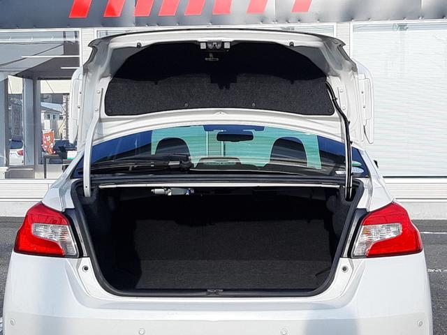 ＷＲＸ Ｓ４ ２．０ＧＴ－Ｓアイサイト　大型リアウイング　純正ＯＰナビ　アドヴァンスドセイフティパッケージ　アイサイトアシストモニター　禁煙車　ハーフレザーパワーシート　ＥＴＣ　サイド／バックカメラ　前後ソナー　レーダークルーズ　ＢＳＭ（17枚目）