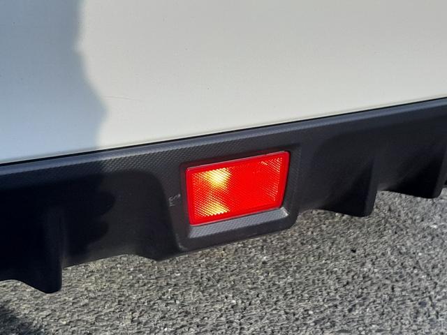 ＷＲＸ Ｓ４ ２．０ＧＴ－Ｓアイサイト　大型リアウイング　純正ＯＰナビ　アドヴァンスドセイフティパッケージ　アイサイトアシストモニター　禁煙車　ハーフレザーパワーシート　ＥＴＣ　サイド／バックカメラ　前後ソナー　レーダークルーズ　ＢＳＭ（61枚目）