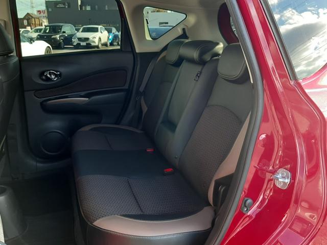 ノート メダリスト　Ｘ　後期型　ワンオーナー　禁煙車　エマージェンシーブレーキ　純正ナビ　インテリミラー　ハーフレザーシート　アラウンドビューモニター　ＥＴＣ　ＬＥＤオートライト　前後ソナー　インテリキー２個（15枚目）