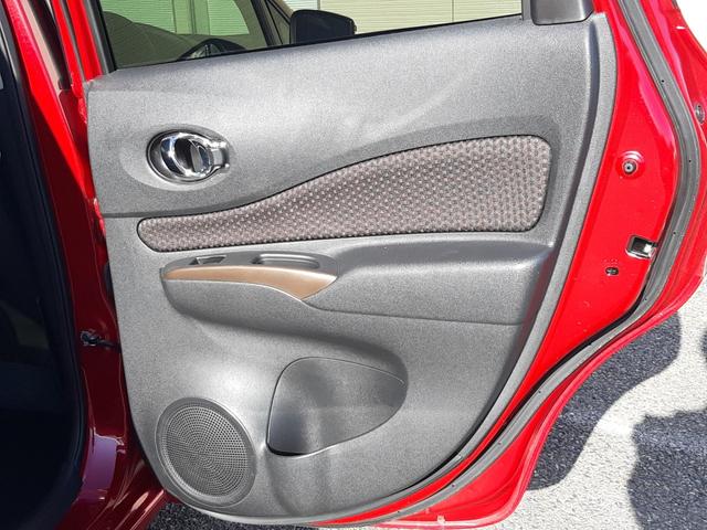 ノート メダリスト　Ｘ　後期型　ワンオーナー　禁煙車　エマージェンシーブレーキ　純正ナビ　インテリミラー　ハーフレザーシート　アラウンドビューモニター　ＥＴＣ　ＬＥＤオートライト　前後ソナー　インテリキー２個（41枚目）