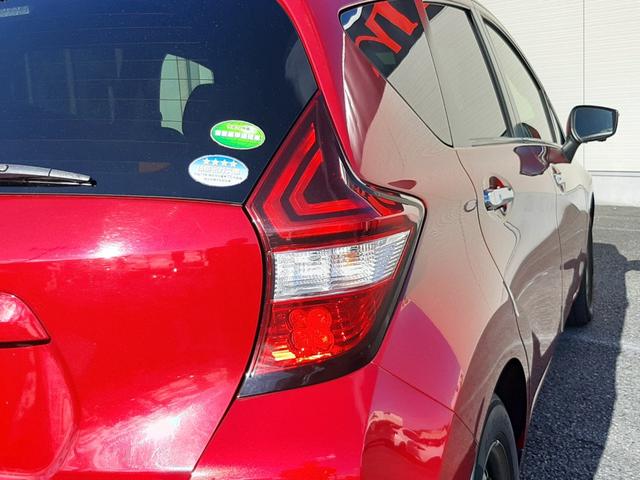 ノート メダリスト　Ｘ　後期型　ワンオーナー　禁煙車　エマージェンシーブレーキ　純正ナビ　インテリミラー　ハーフレザーシート　アラウンドビューモニター　ＥＴＣ　ＬＥＤオートライト　前後ソナー　インテリキー２個（48枚目）