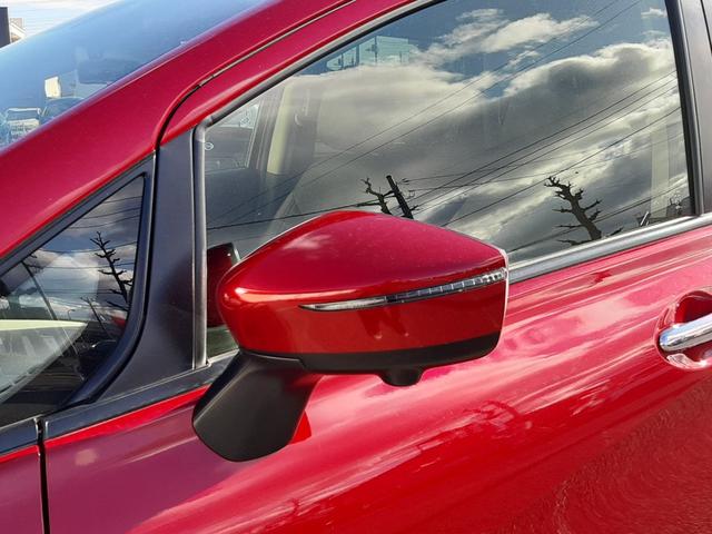 ノート メダリスト　Ｘ　後期型　ワンオーナー　禁煙車　エマージェンシーブレーキ　純正ナビ　インテリミラー　ハーフレザーシート　アラウンドビューモニター　ＥＴＣ　ＬＥＤオートライト　前後ソナー　インテリキー２個（51枚目）