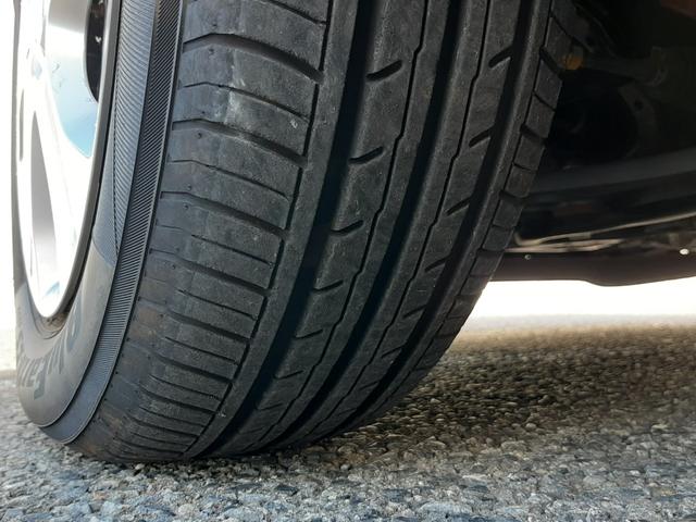 ノート メダリスト　Ｘ　後期型　ワンオーナー　禁煙車　エマージェンシーブレーキ　純正ナビ　インテリミラー　ハーフレザーシート　アラウンドビューモニター　ＥＴＣ　ＬＥＤオートライト　前後ソナー　インテリキー２個（62枚目）