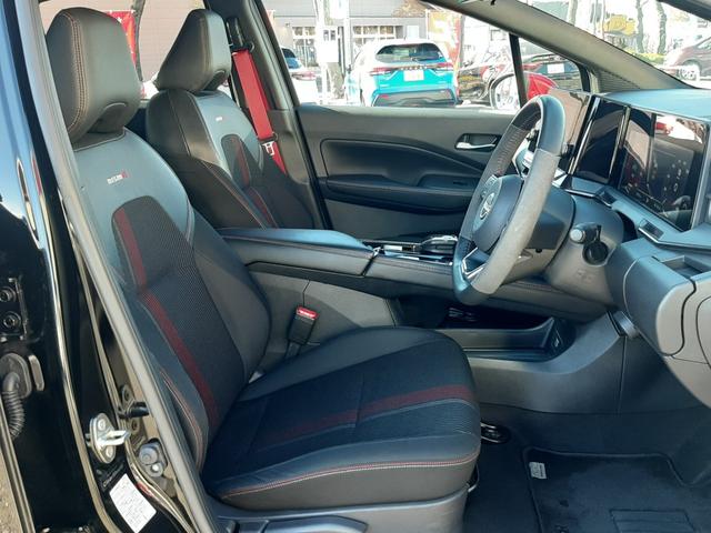 オーラ ニスモ 純正9型ディスプレイ プロパイロット 禁煙車 デジタルインナーミラー アラウンドビューモニター ETC2.0 NISMOフルエアロ 純正17アルミ LEDオートライト 前後ソナー ワイヤレス充電(12枚目)