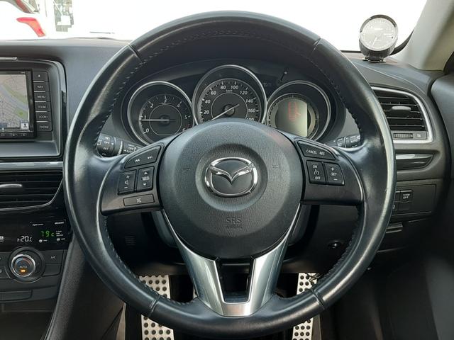 アテンザワゴン ＸＤ　６速ＭＴ　純正ナビ　バックモニター　ビルトインＥＴＣ　ＨＩＤオートライト　デュアルオートエアコン　フォグランプ　クルーズコントロール　ルーフレール　純正１９ｉｎアルミ　ドライブレコーダー（11枚目）