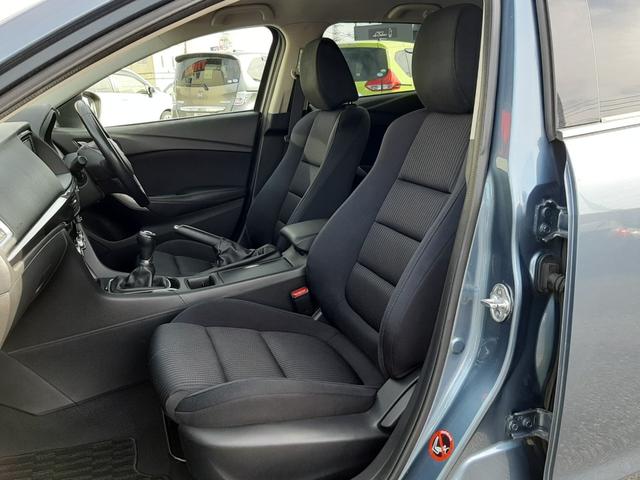 アテンザワゴン ＸＤ　６速ＭＴ　純正ナビ　バックモニター　ビルトインＥＴＣ　ＨＩＤオートライト　デュアルオートエアコン　フォグランプ　クルーズコントロール　ルーフレール　純正１９ｉｎアルミ　ドライブレコーダー（13枚目）