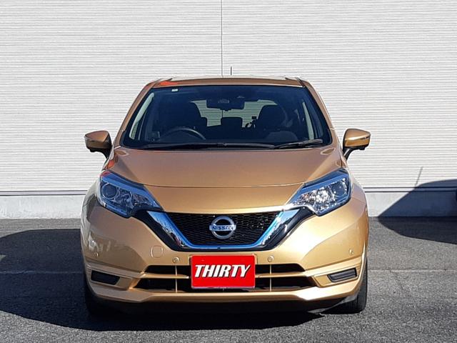 ノート ｅ－パワー　Ｘ　禁煙車　純正ナビ　アラウンドビューモニター　インテリジェントルームミラー　ＥＴＣ２．０　前後クリアランスソナー　フルオートＡＣ　ドライブレコーダー　オートリトラクタブルドアミラー（19枚目）