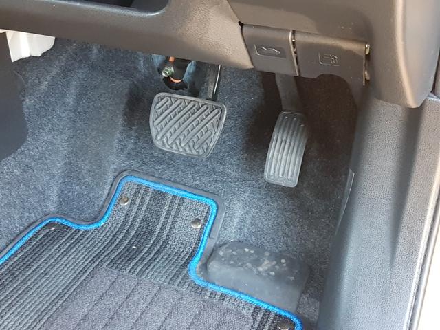 ノート ｅ－パワー　Ｘ　禁煙車　純正ナビ　アラウンドビューモニター　インテリジェントルームミラー　ＥＴＣ２．０　前後クリアランスソナー　フルオートＡＣ　ドライブレコーダー　オートリトラクタブルドアミラー（39枚目）