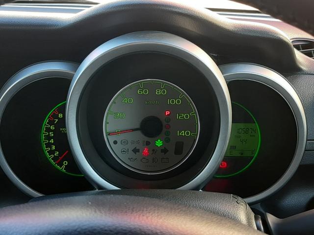 N-BOX G ターボSSパッケージ 特別仕様車 純正ナビ スマートキー 両側電動スライド バックモニター Bluetooth ETC HIDオートライト クルーズコントロール パドルシフト 革巻ステアリング 14インチアルミ(28枚目)