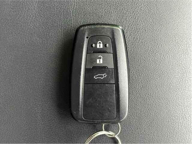 4WDハイブリッドG 純正 9インチ メモリーナビ/トヨタセーフティセンス/車線逸脱防止支援システム/シート フルレザー/パーキングアシスト バックガイド/電動バックドア/ヘッドランプ LED 革シート LEDヘッドランプ(32枚目)