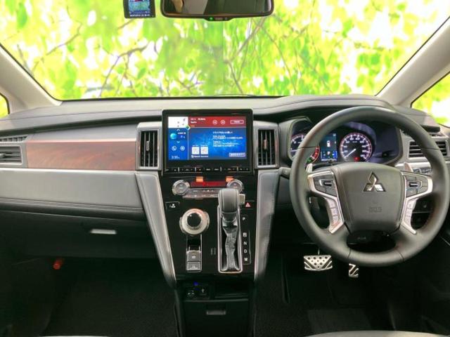 デリカＤ：５ ４ＷＤ　Ｐ　純正　１０インチ　メモリーナビ／イーアシスト（ミツビシ）／両側電動スライドドア／シートヒーター　前席／マルチアラウンドモニター／車線逸脱防止支援システム／電動バックドア／ドライブレコーダー　社外（4枚目）