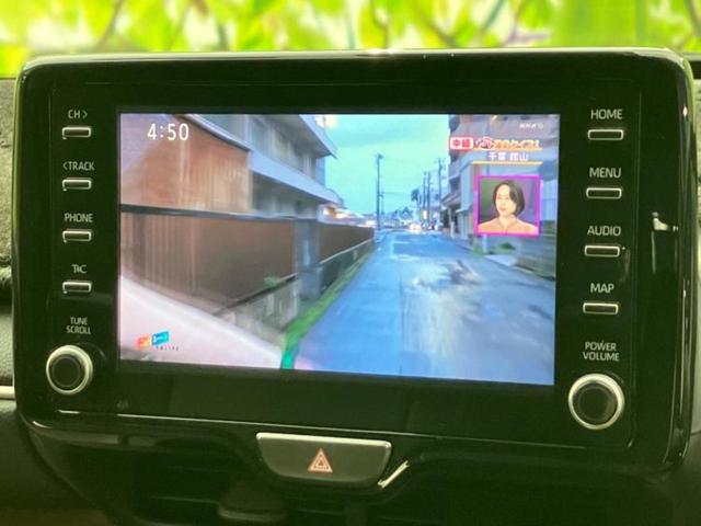 ヤリスクロス ハイブリッドＺ　ディスプレイオーディオ＋ナビ８インチ／衝突安全装置／シートヒーター　前席／車線逸脱防止支援システム／電動バックドア／ドライブレコーダー　前後／ヘッドランプ　ＬＥＤ／ＵＳＢジャック　衝突被害軽減システム（10枚目）