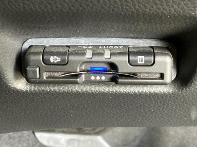 フィット ｅＨＥＶホーム　純正　９インチ　ＳＤナビ／衝突安全装置／車線逸脱防止支援システム／シート　ハーフレザー／ドライブレコーダー　前後／ヘッドランプ　ＬＥＤ／ＵＳＢジャック／Ｂｌｕｅｔｏｏｔｈ接続／ＥＴＣ　ワンオーナー（24枚目）