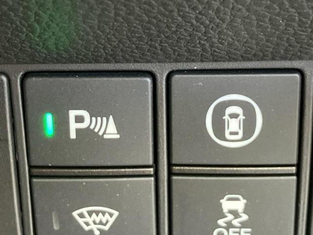 フィット ｅＨＥＶホーム　純正　９インチ　ＳＤナビ／衝突安全装置／車線逸脱防止支援システム／シート　ハーフレザー／ドライブレコーダー　前後／ヘッドランプ　ＬＥＤ／ＵＳＢジャック／Ｂｌｕｅｔｏｏｔｈ接続／ＥＴＣ　ワンオーナー（27枚目）