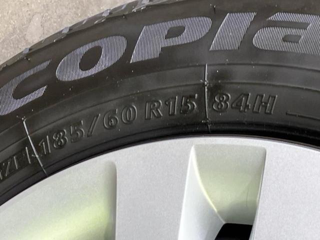 フィット ｅＨＥＶホーム　純正　９インチ　ＳＤナビ／衝突安全装置／車線逸脱防止支援システム／シート　ハーフレザー／ドライブレコーダー　前後／ヘッドランプ　ＬＥＤ／ＵＳＢジャック／Ｂｌｕｅｔｏｏｔｈ接続／ＥＴＣ　ワンオーナー（50枚目）