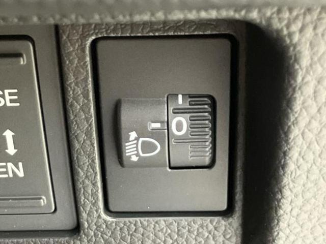 ステップワゴン スパーダ 保証書/純正 11インチ メモリーナビ/フリップダウンモニター 純正 15.6インチ/ホンダセンシング/両側電動スライドドア/シートヒーター 前席/車線逸脱防止支援システム/電動バックドア DVD再生(31枚目)