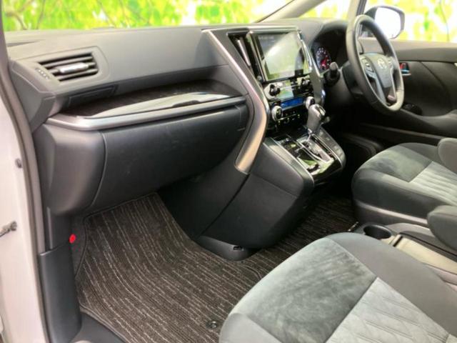 アルファード Ｓ　ディスプレイオーディオ＋ナビ９インチ／衝突安全装置／両側電動スライドドア／車線逸脱防止支援システム／パーキングアシスト　バックガイド／ヘッドランプ　ＬＥＤ／ＥＴＣ／ＥＢＤ付ＡＢＳ　衝突被害軽減システム（7枚目）