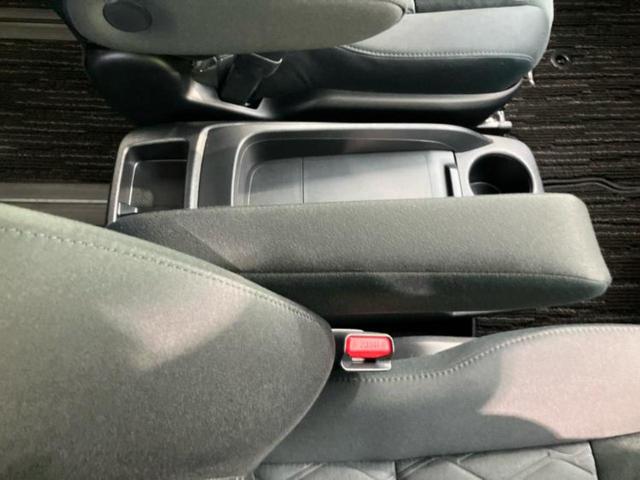 アルファード Ｓ　ディスプレイオーディオ＋ナビ９インチ／衝突安全装置／両側電動スライドドア／車線逸脱防止支援システム／パーキングアシスト　バックガイド／ヘッドランプ　ＬＥＤ／ＥＴＣ／ＥＢＤ付ＡＢＳ　衝突被害軽減システム（32枚目）