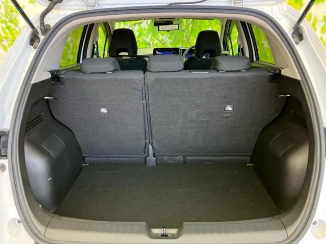 ノート X 新品タイヤ/保証書/純正 9インチ メモリーナビ/インテリジェントルームミラー/エマージェンシーブレーキ/アラウンドビューモニター/車線逸脱防止支援システム/ヘッドランプ LED/USBジャック(19枚目)