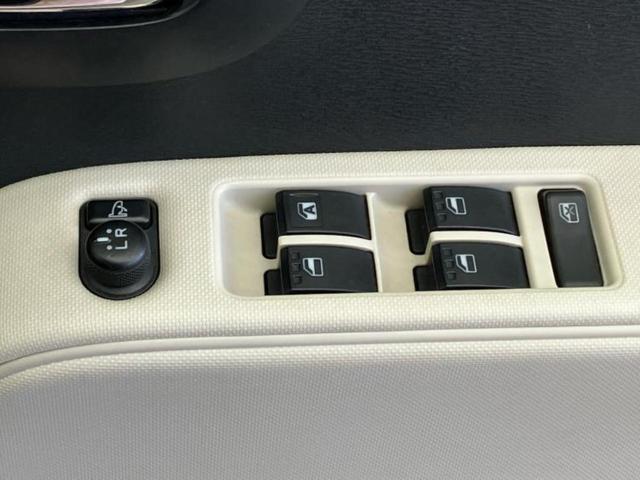 ミラココア ココアプラスＸ　社外　ＳＤナビ／Ｂｌｕｅｔｏｏｔｈ接続／ＥＢＤ付ＡＢＳ／ワンセグＴＶ／ＤＶＤ／ルーフレール／エアバッグ　運転席／エアバッグ　助手席／パワーウインドウ／キーレスエントリー／オートエアコン　ＤＶＤ再生（25枚目）