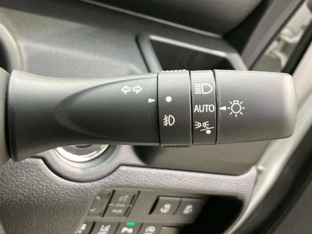 ソリオ ハイブリッドMZ 保証書/純正 9インチ メモリーナビ/セーフティサポート(スズキ)/両側電動スライドドア/シートヒーター 前席/全方位モニター/車線逸脱防止支援システム/登録済未使用車/ヘッドランプ LED 禁煙車(17枚目)