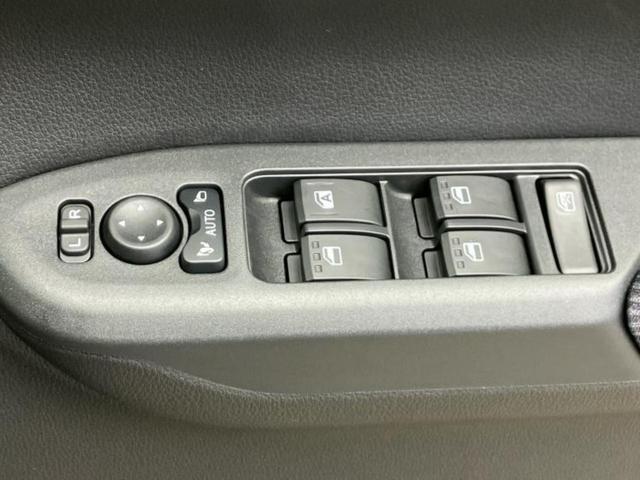 ムーヴ ＲＳ　保証書／スマートアシスト（トヨタ・ダイハツ）／両側電動スライドドア／パノラマモニター／車線逸脱防止支援システム／登録済未使用車／ヘッドランプ　ＬＥＤ／ＵＳＢジャック／横滑り防止装置　ターボ　禁煙車（18枚目）